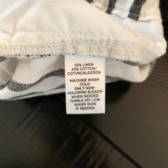 Lou & Grey - Linen blend striped shorts. Size M. - Picture 4 of 6